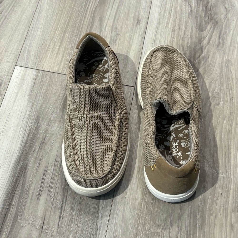 Falls Creek | Young Boys Summer Slip- on Canvas Loafers Tan SZ 2